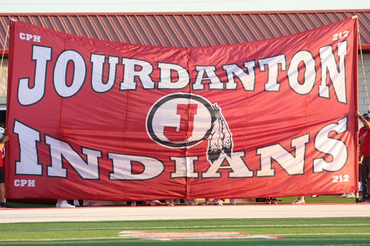 Indians vs Crystal City - Football