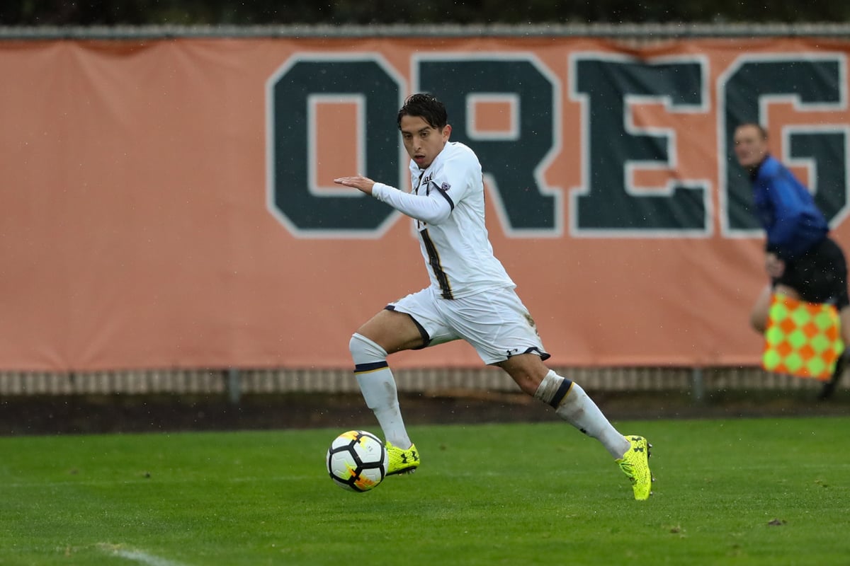 2017-10-19 MSOC: Cal Men's Soccer vs Oregon State (Al Sermeno)