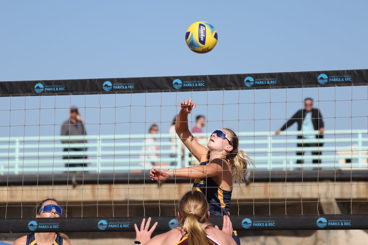 2024-10-18 BVOL: Cal Beach Volleyball vs AVCA West Qualifier (Al Sermeno)