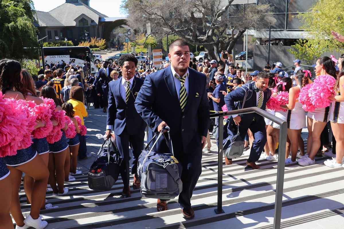 2018-10-13 FB: Cal Football vs UCLA (Al Sermeno)