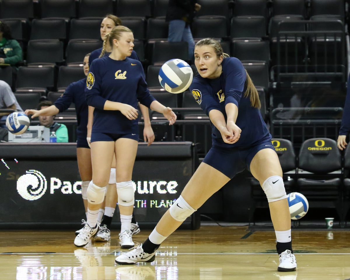 2015-11-08 VB: Cal Volleyball vs Oregon (Al Sermeno)