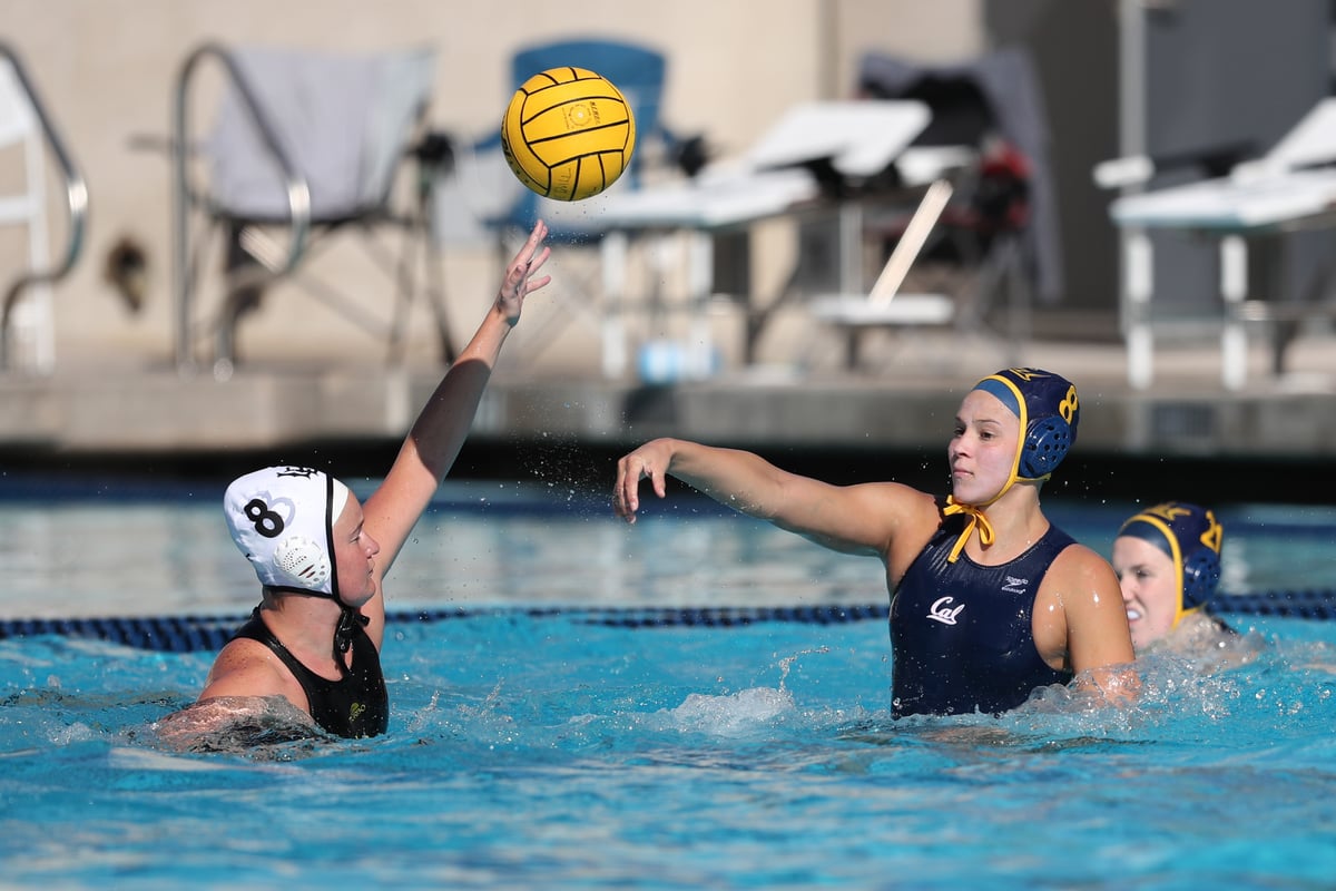 2017-01-28 WPOLO: Cal Women's Water Polo vs SJSU (Al Sermeno)