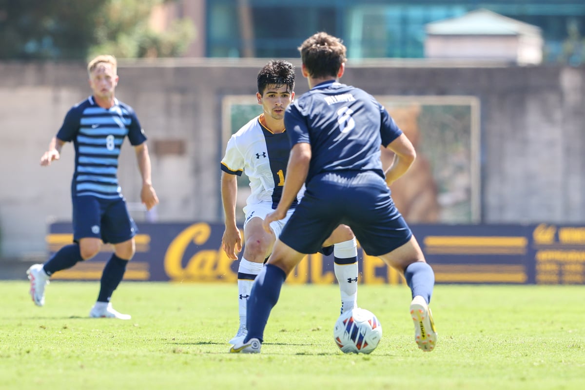 2022-08-28 MSOC: Cal Men's Soccer vs Villanova (Al Sermeno)