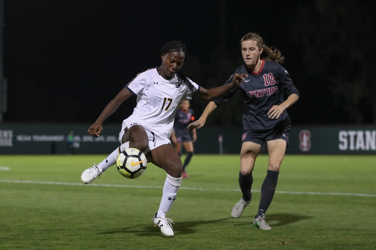 2017-11-03 WSOC: Cal Women's Soccer vs Stanford (Al Sermeno)