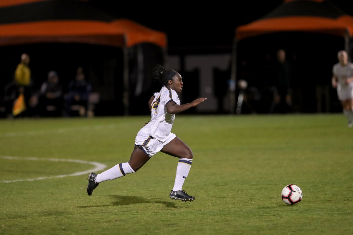 2018-10-04 WSOC: Cal Women's Soccer vs Oregon State (Al Sermeno)