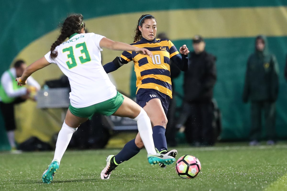2016-10-15 WSOC: Cal Women's Soccer vs Oregon (Al Sermeno)