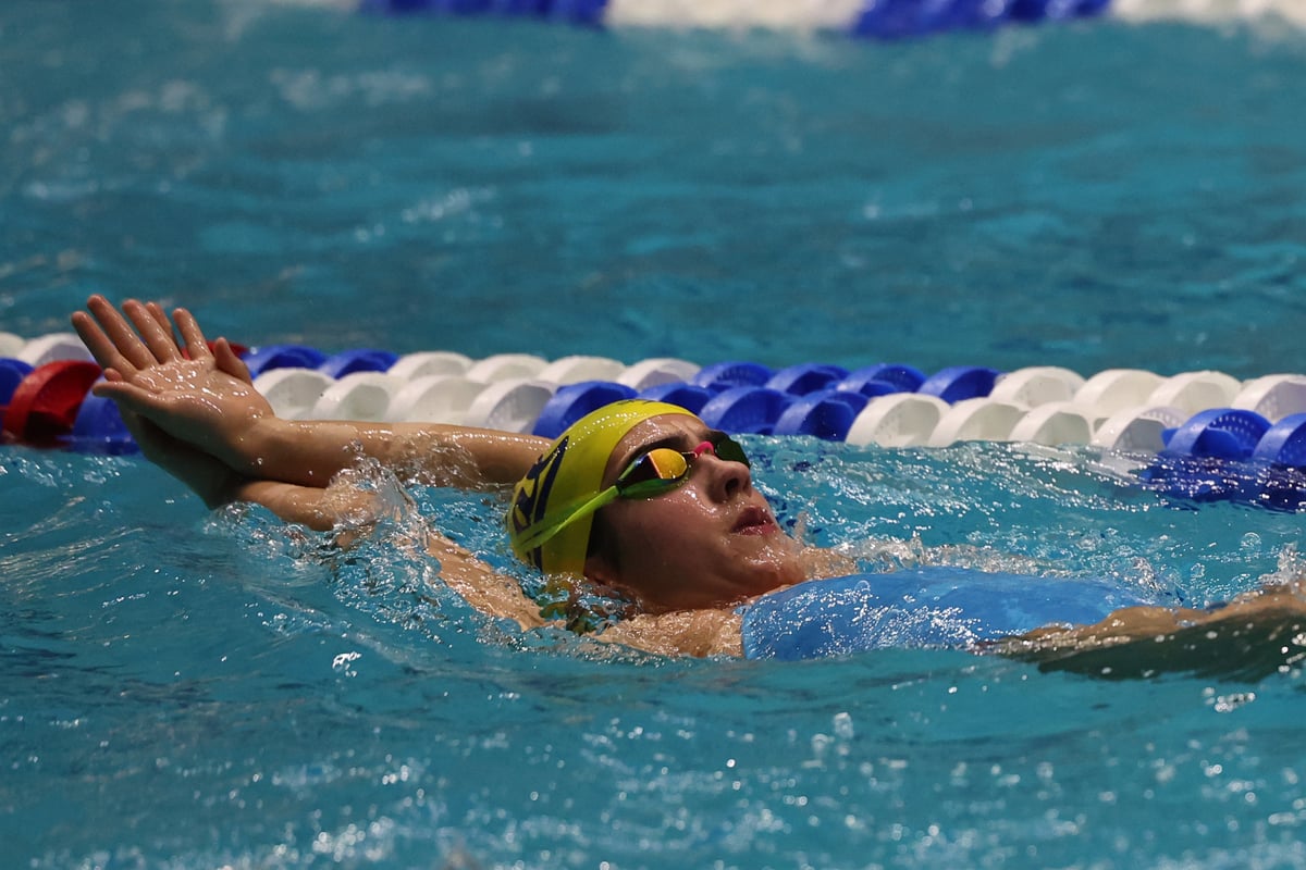 WSWIM: Cal Women's Swimming: NCAA Championships Day 1