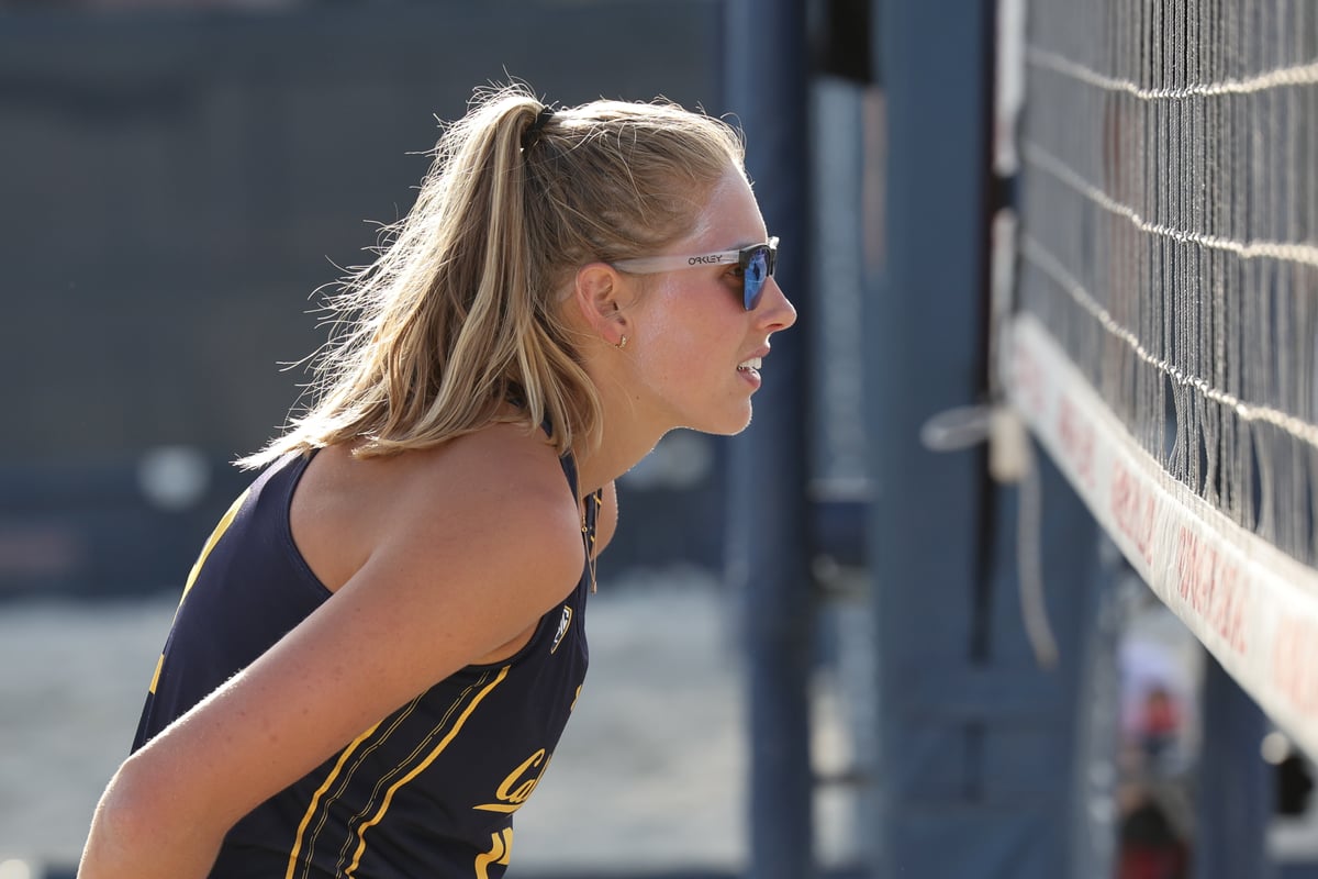 BVOL: Cal Beach Volleyball vs Arizona