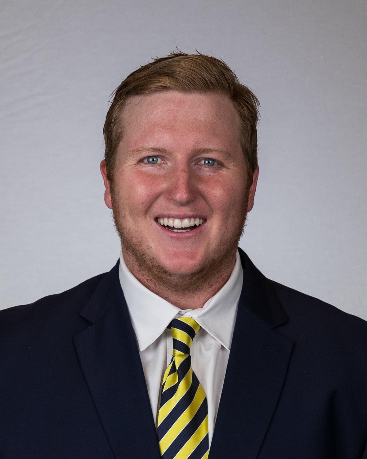 FB: 2018 Cal Headshots - Coat& Tie